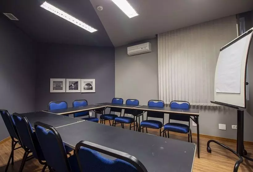 酒店 Cassino Tower Curitiba Aeroporto By Nacional Inn