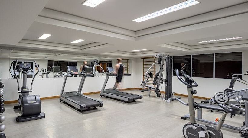 Hotel Cassino Tower Curitiba Aeroporto By Nacional Inn