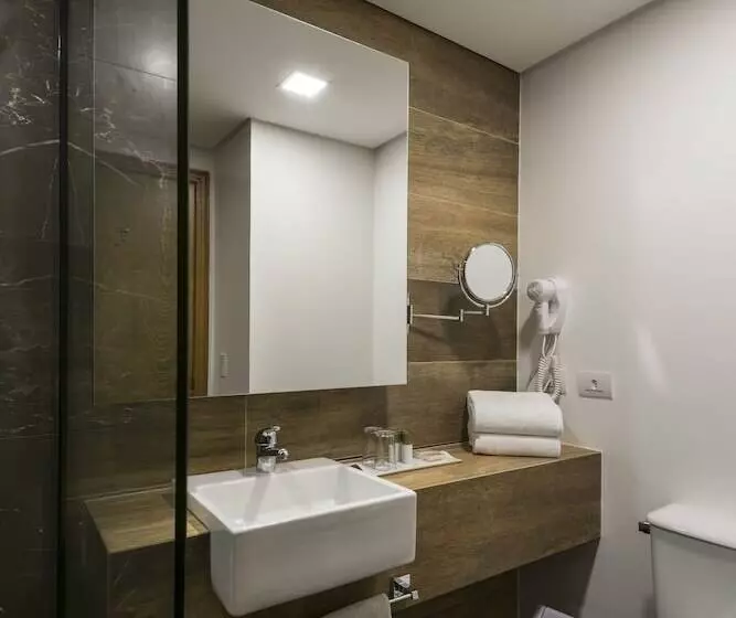 酒店 Cassino Tower Curitiba Aeroporto By Nacional Inn