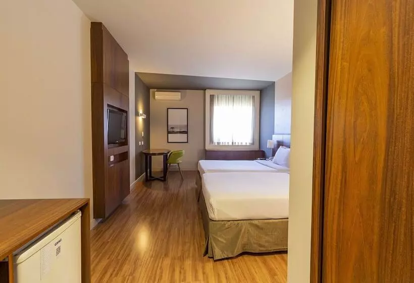 酒店 Cassino Tower Curitiba Aeroporto By Nacional Inn