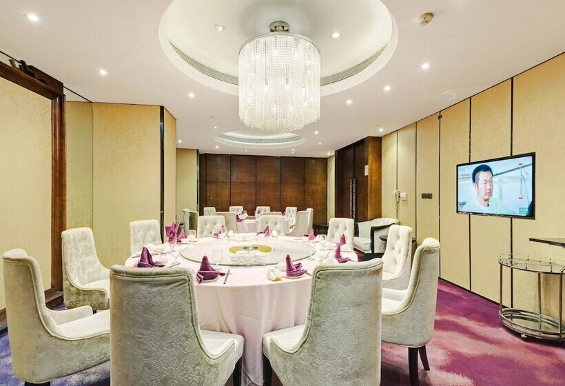 Ocean Hotel Guangzhou   Tao Jin Railway Station