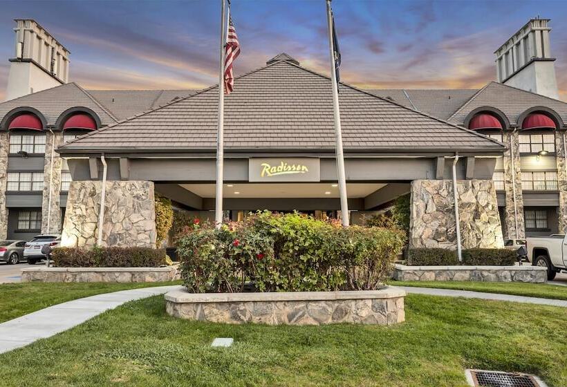 Radisson Hotel Salt Lake City Airport