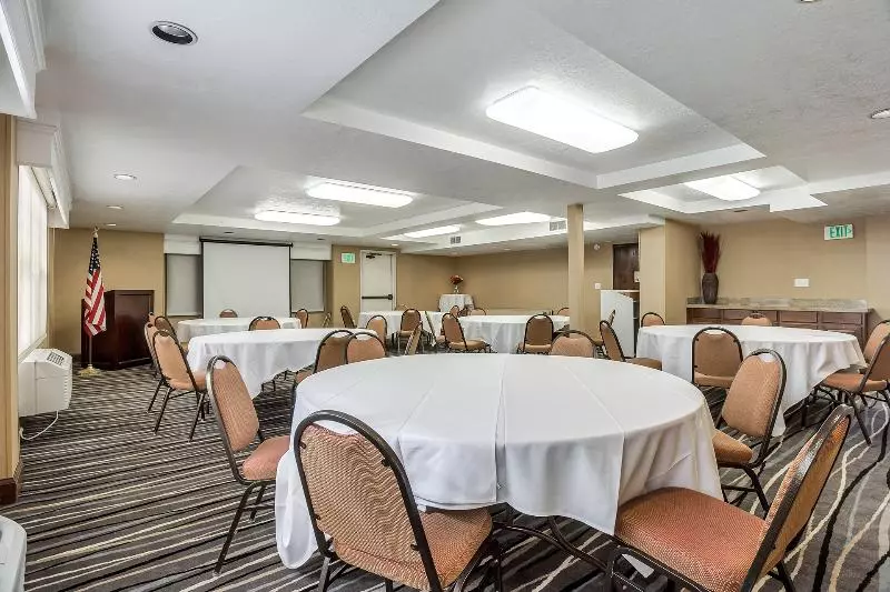 Radisson Hotel Salt Lake City Airport