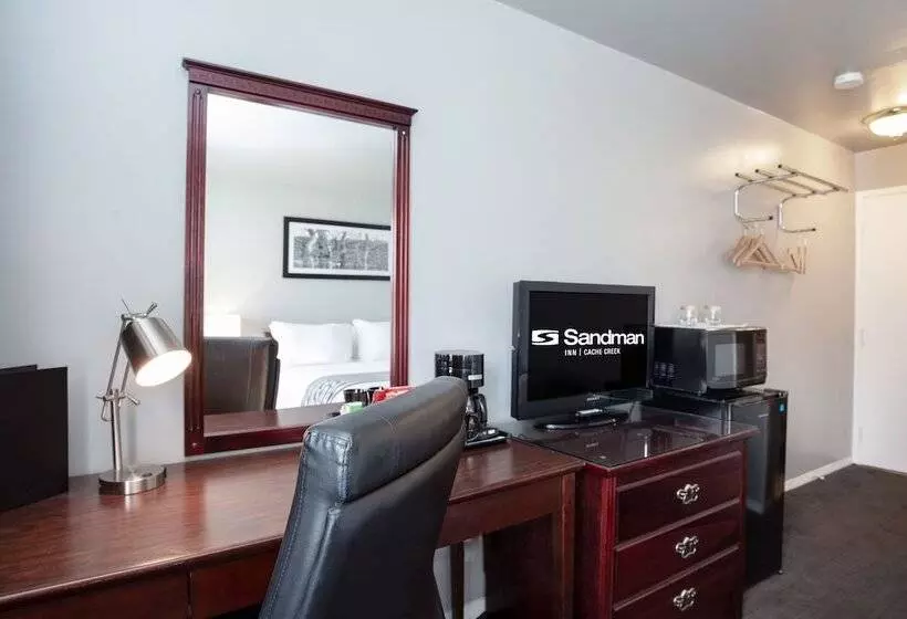 Hotel Sandman Inn Cache Creek
