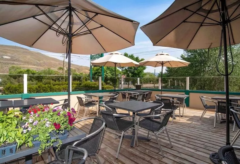 Hotel Sandman Inn Cache Creek