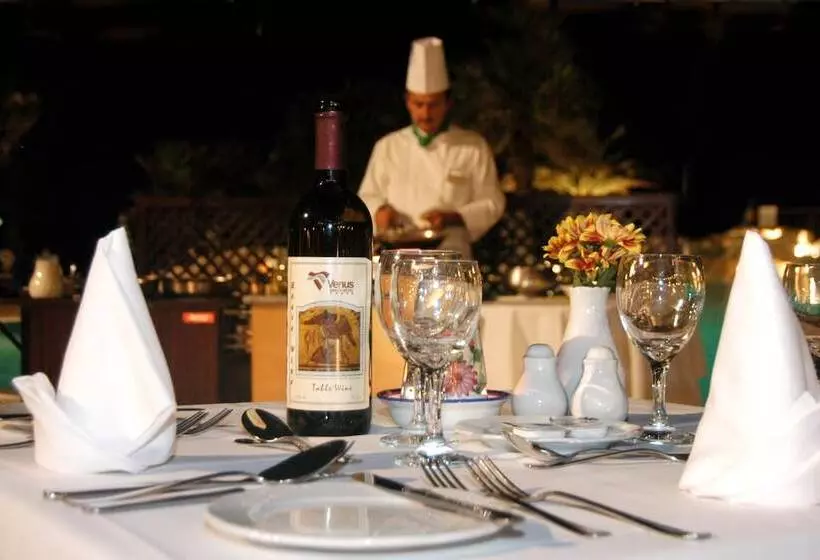 فندق Venus Beach