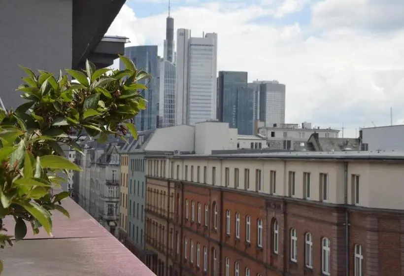 Bristol Hotel Frankfurt City