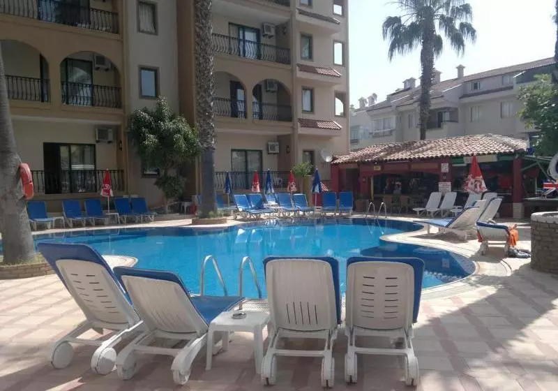 Club Meridyen Apartments