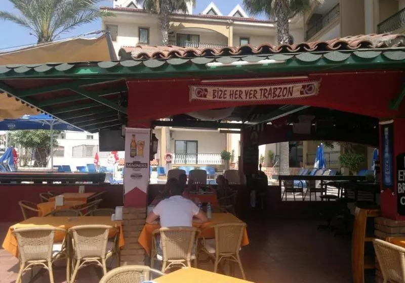 Club Meridyen Apartments