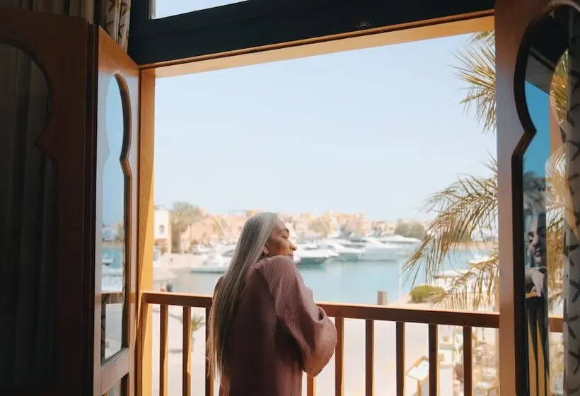 هتل Ali Pasha