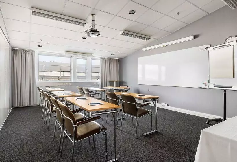 Отель Best Western Eurostop örebro