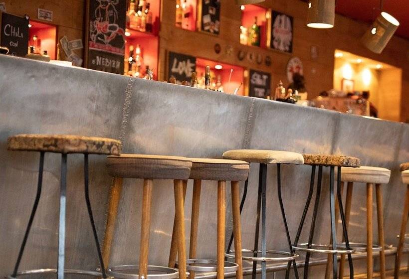 Bristol Hotel   Frankfurt City