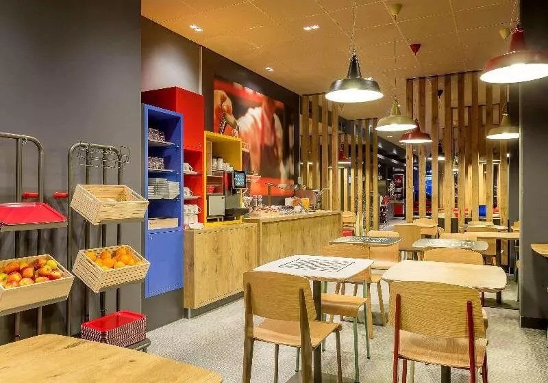 Otel ibis Genève Centre Lac