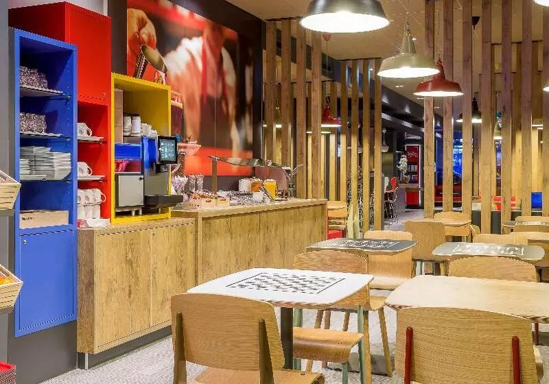 Otel ibis Genève Centre Lac