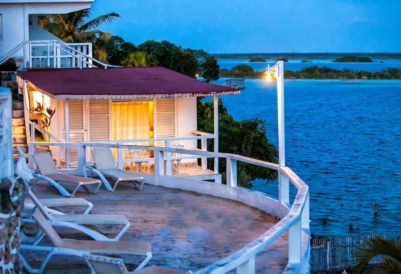 هتل Laguna Bacalar