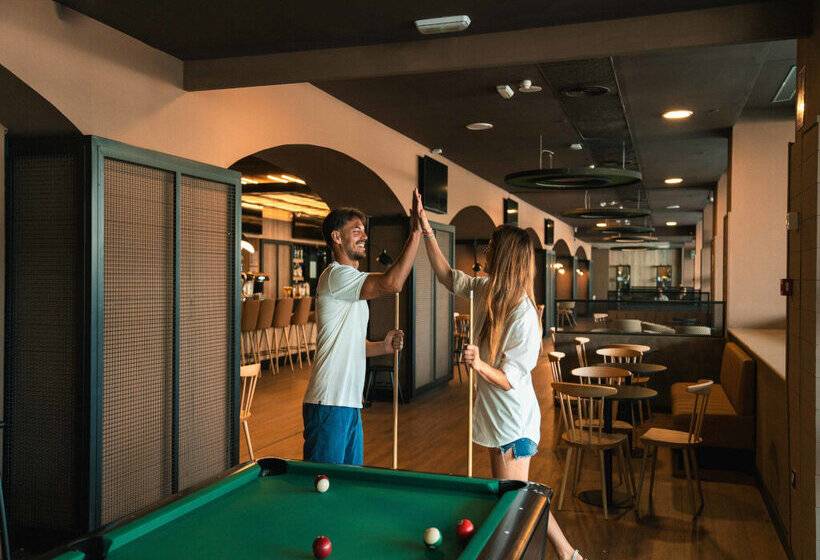 בית מלון כפרי Magic Sports 4*