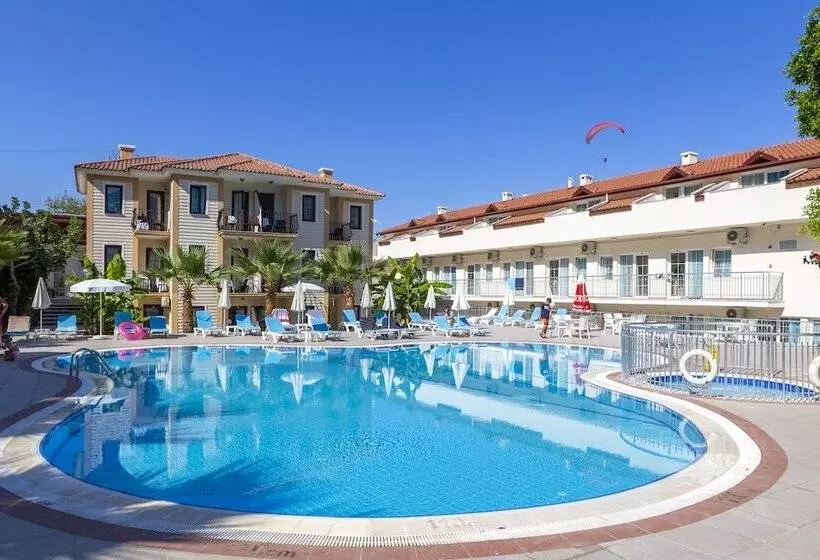 Hotelli Marcan Beach Adult Only