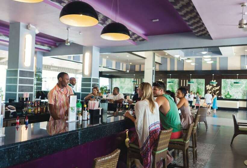 Hotel Riu Negril - All Inclusive