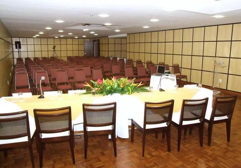 فندق Bahia Plaza