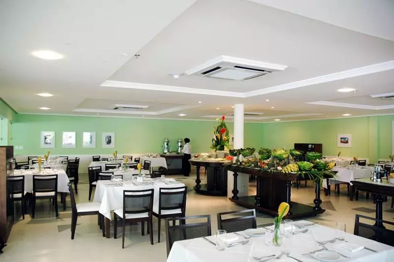 فندق Bahia Plaza