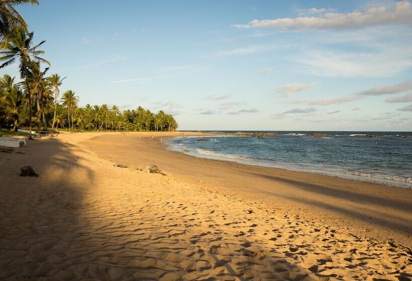 בית מלון כפרי Bahia Plaza