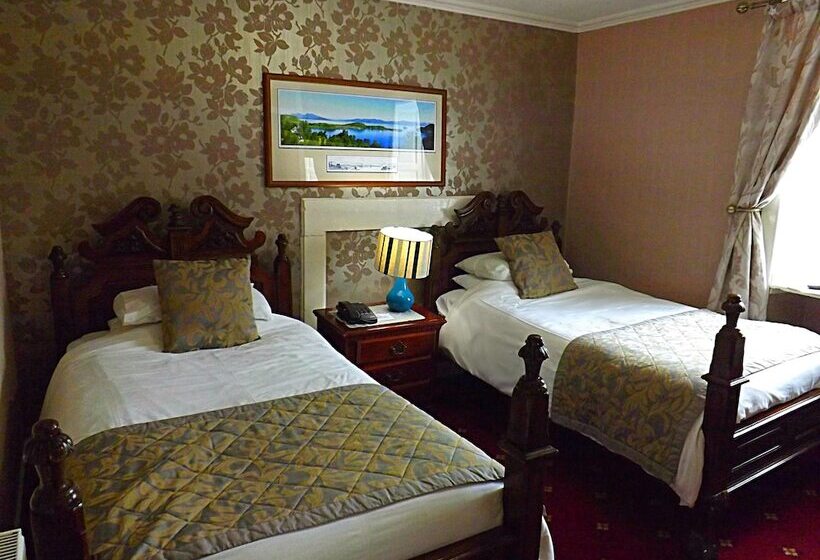 فندق Cairndow Stagecoach Inn