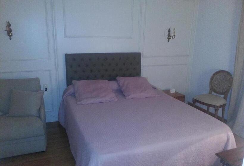 ホテル Castellu Rossu