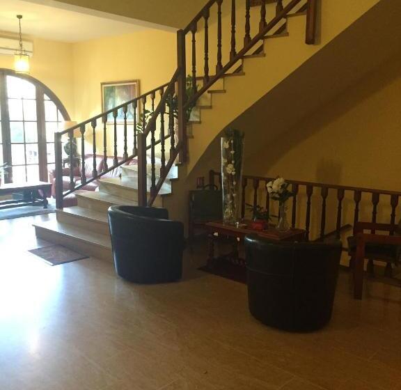 ホテル Castellu Rossu