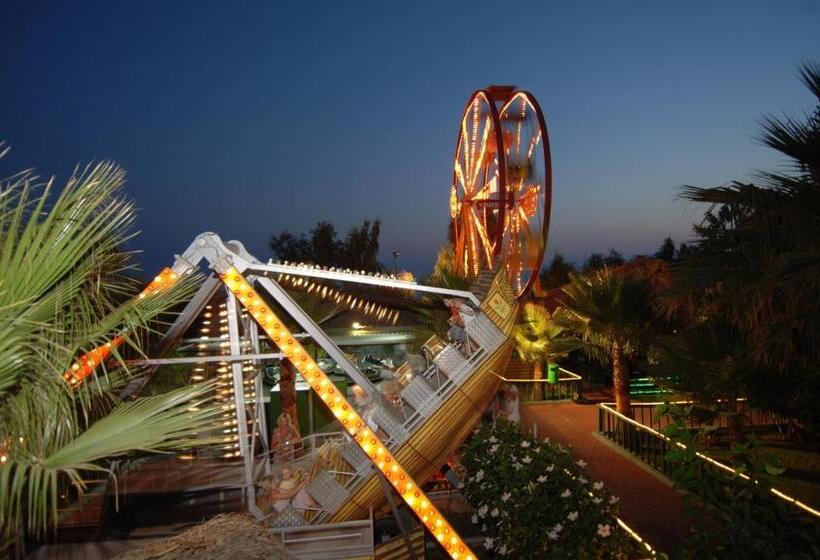 Delphin Deluxe Resort