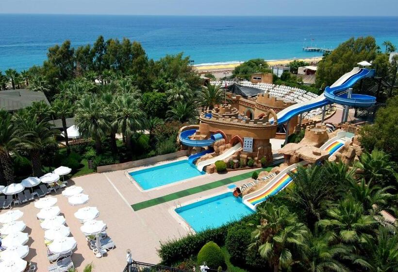 Delphin Deluxe Resort