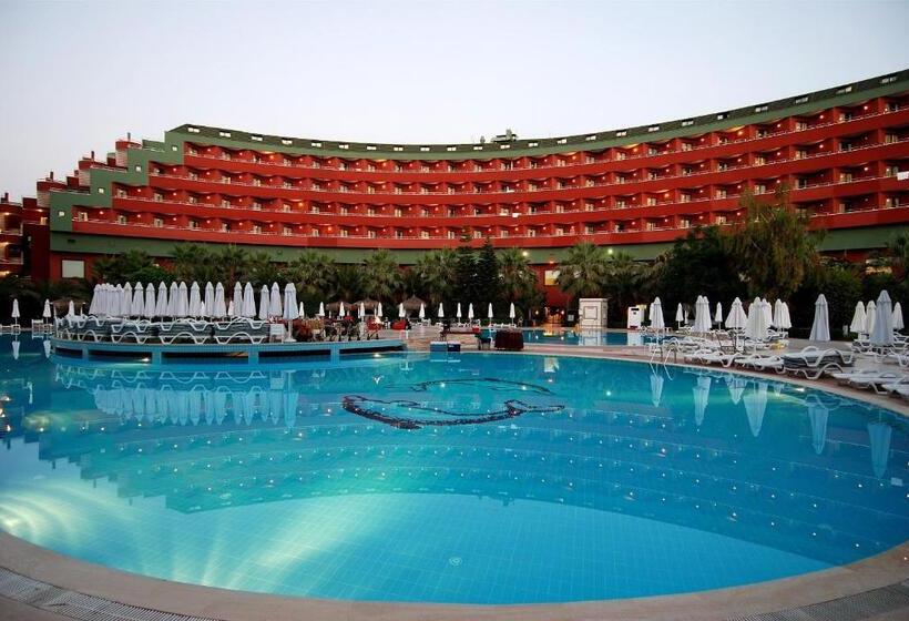 Delphin Deluxe Resort