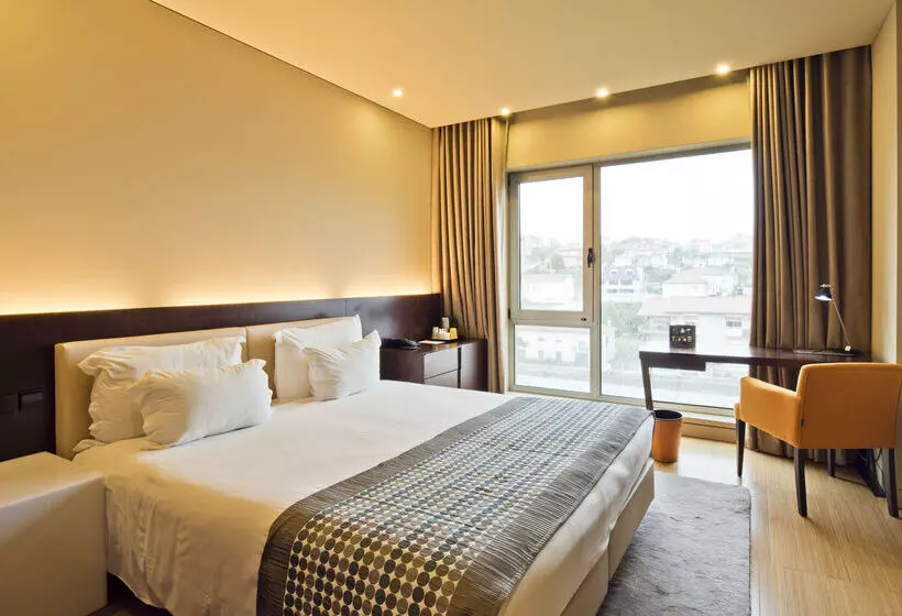 ホテル Golden Tulip Sao Joao Da Madeira