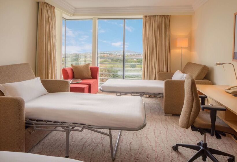 호텔 Hilton Dublin Airport