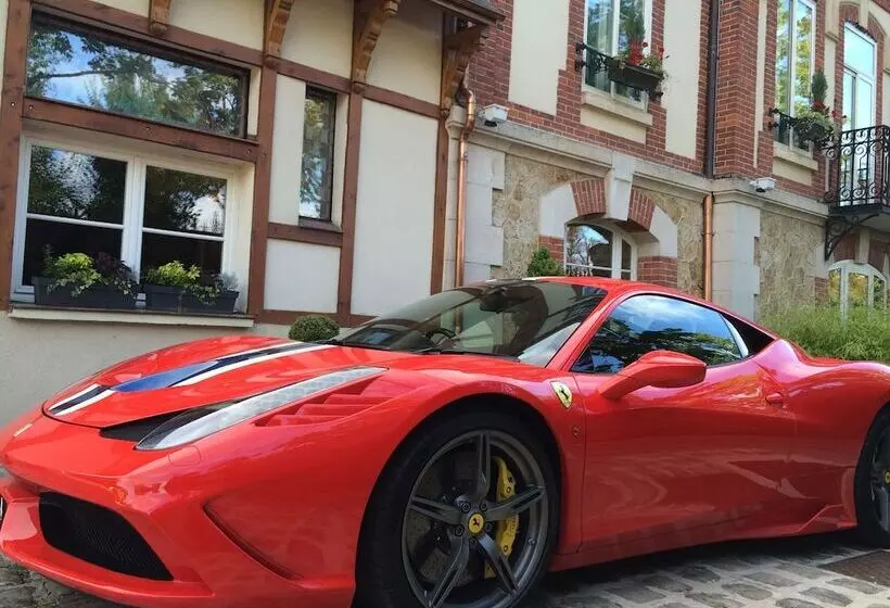 فندق Hôtel La Villa Eugene