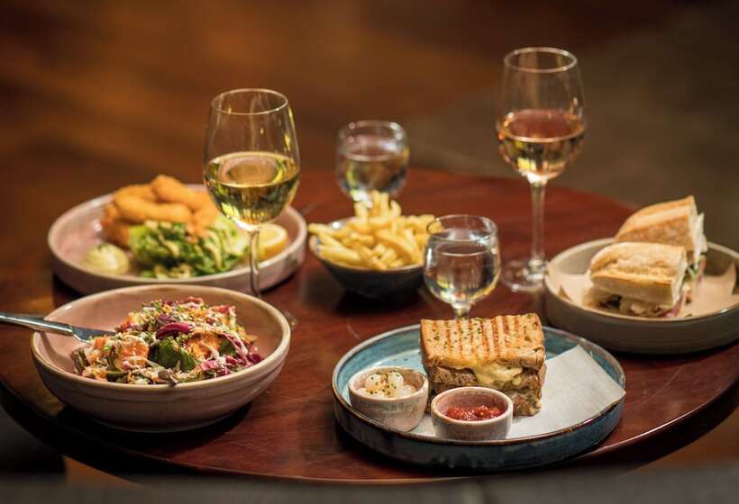 هتل Kilkenny Pembroke