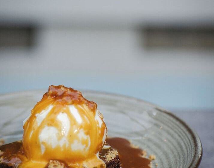 هتل Kilkenny Pembroke