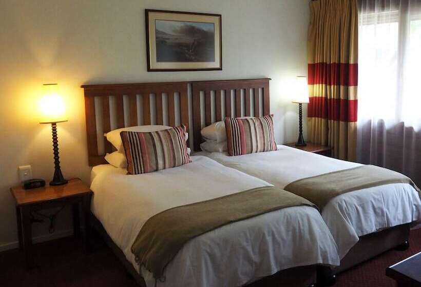 فندق Knysna Log Inn