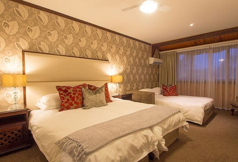 فندق Knysna Log Inn