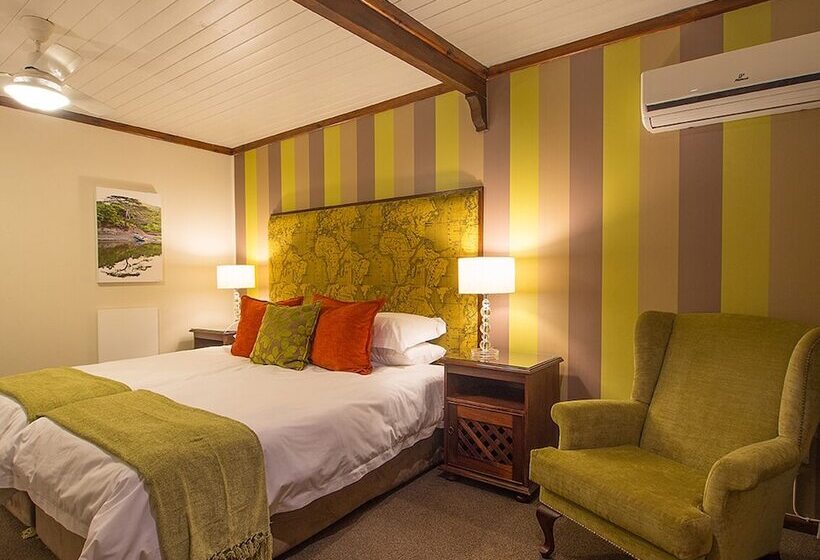 فندق Knysna Log Inn