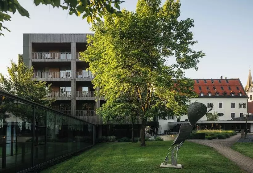 هتل Kristal  Terme Krka