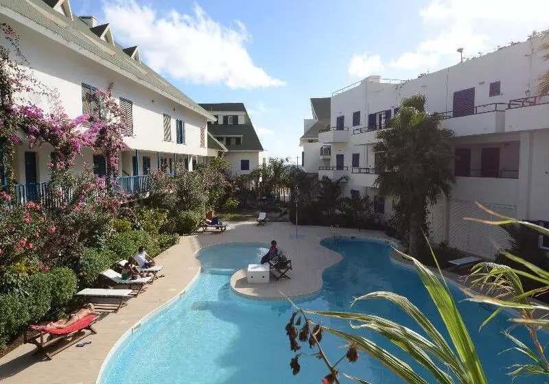 هتل Leme Bedje Residence