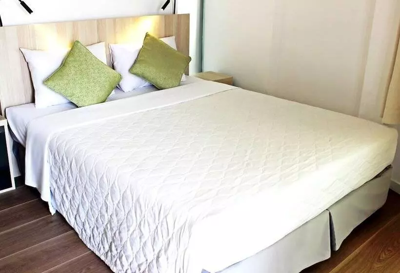 Liberty Hotel Saigon Greenview