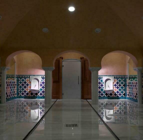 Hotel Macia Real De La Alhambra