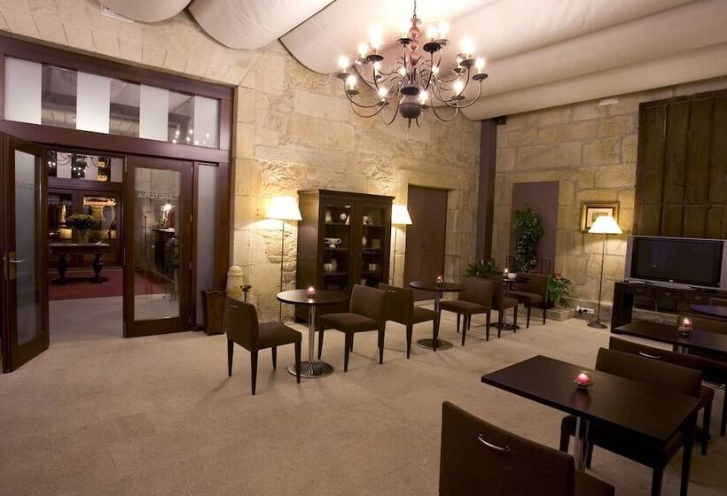 هتل Pazo De Lestrove By Pousadas De Compostela