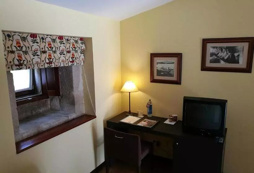 فندق Pazo De Lestrove By Pousadas De Compostela