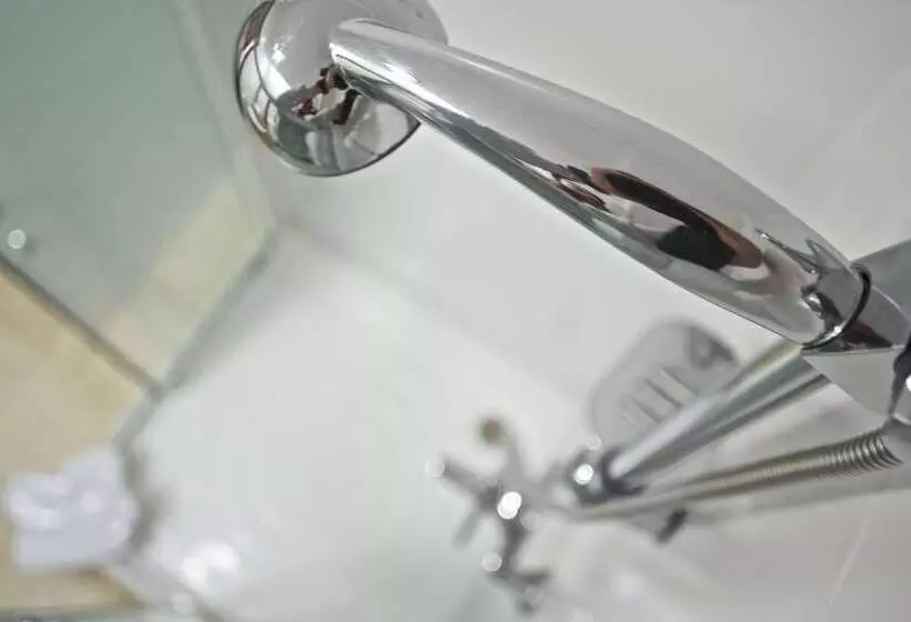 هتل Rembrandt Old Town