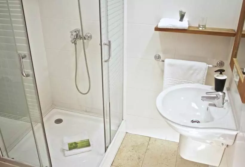 هتل Rembrandt Old Town