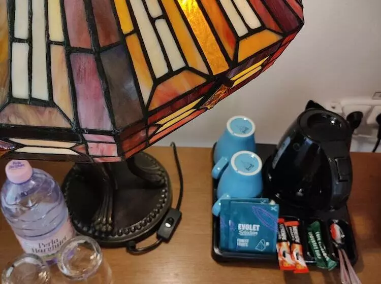 هتل Rembrandt Old Town