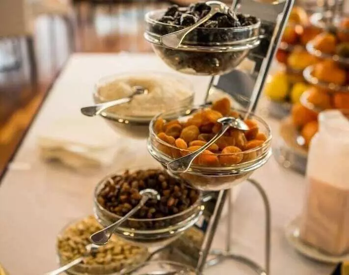 Riga Islande Hotel With Free Parking