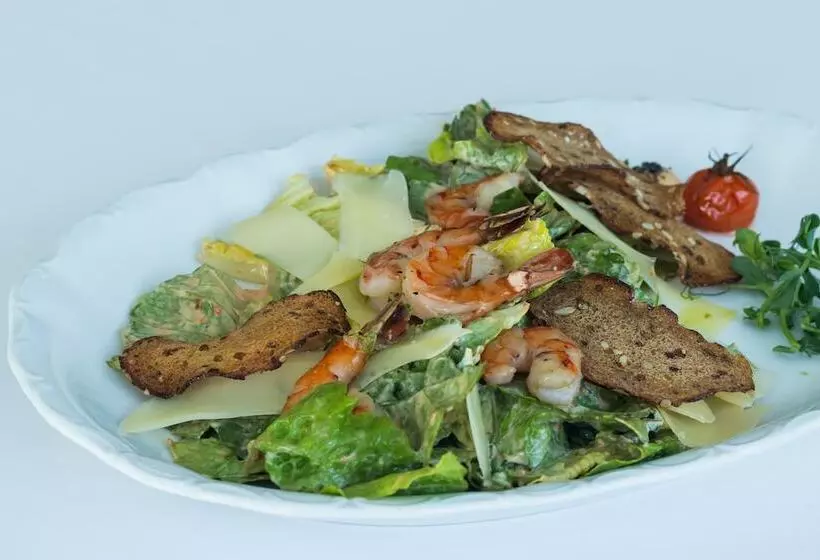 Riga Islande Hotel With Free Parking